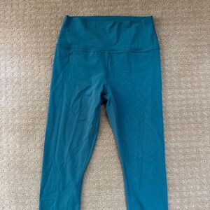Athleta Transcend High Rise 7/8 Legging, Teal, Size Medium